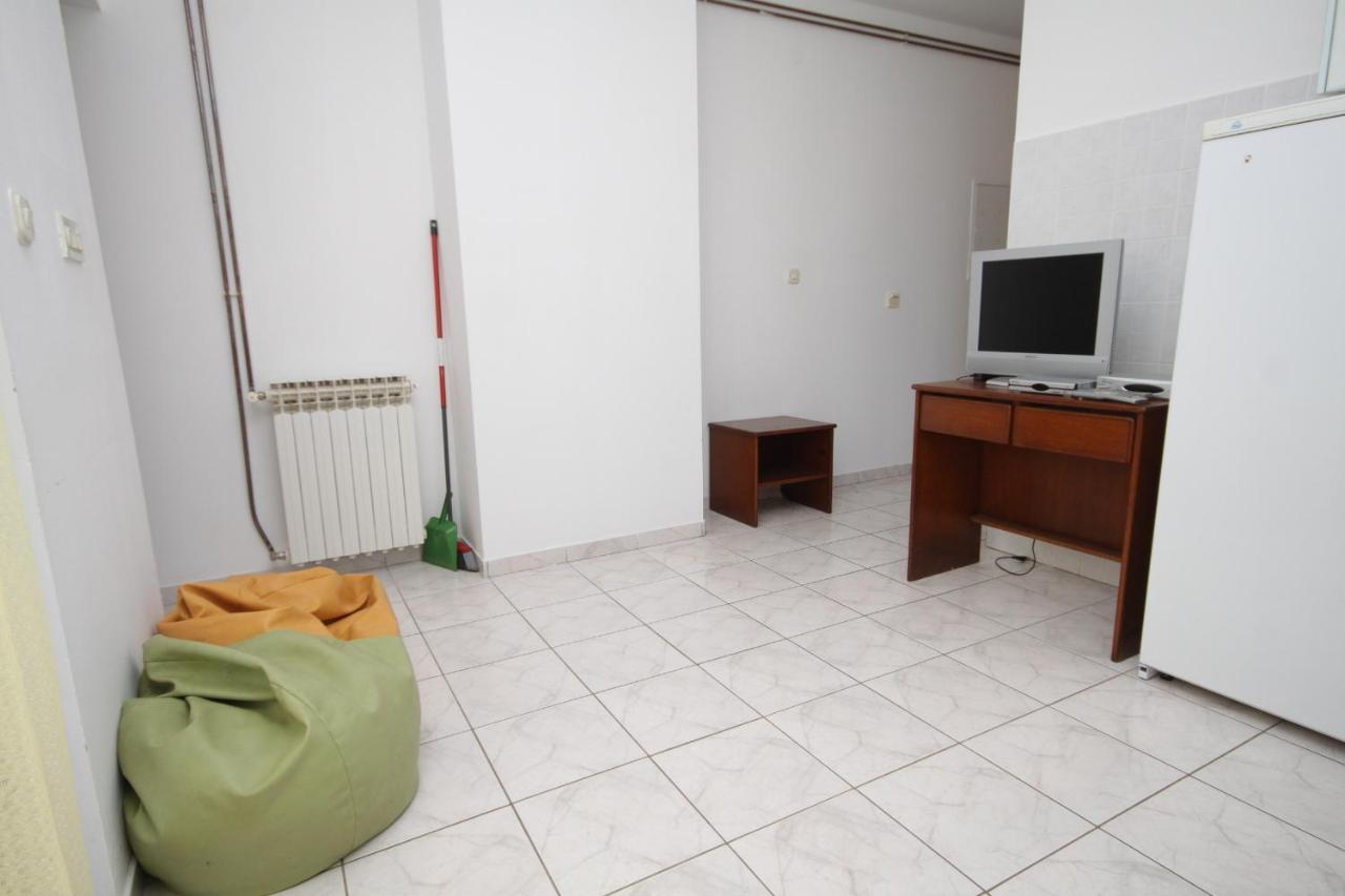 Apartments With A Parking Space Mali Lošinj Exterior foto